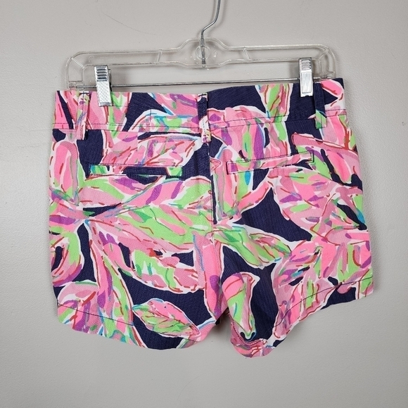 Lilly Pulitzer the callahan shorts, size 2 - Picture 3 of 6